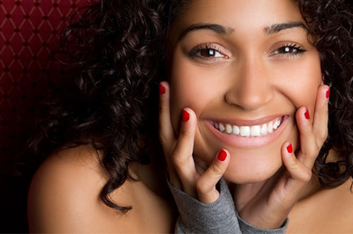 Schedule a Free Consultation With a Cosmetic Dentist for Your Smile Makeover